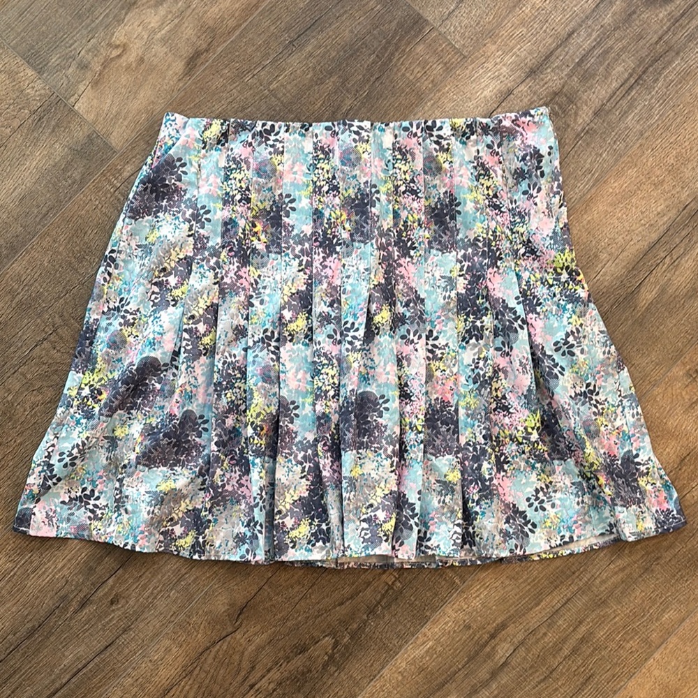 Tee Time Women’s Size L Golf Pleated Floral Skirt Elastic‎ Waist Two Pockets